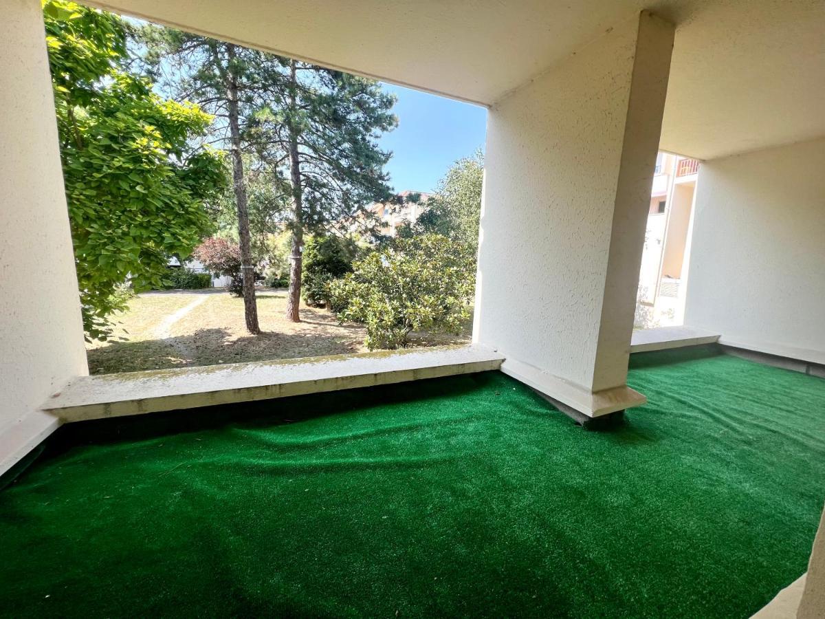 Superbe Appartement Avec Parking La Rochelle  Esterno foto